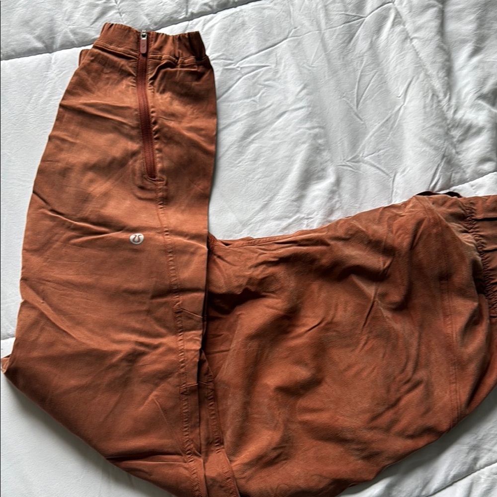 Lululemon jogger Athletic Pants